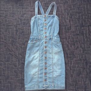 🔥3/25 -  Super Cute Jean Dress!